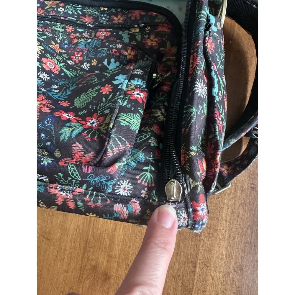 JuJuBe Disney Mickey Mouse Amour des Fleurs Be Diaper Bag Backpack & Pad